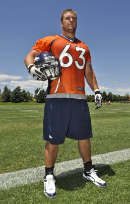 Air Force lieutenant finishes Broncos mini-camp, continues to follow dream